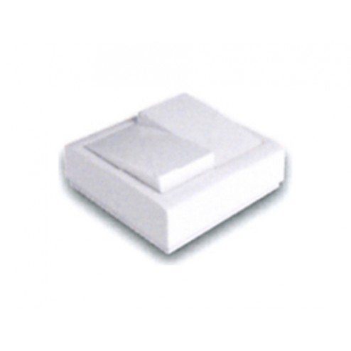 Conmutador Doble Superficie 10A Famatel Blanco