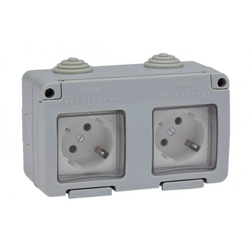 Base Doble Tt Lateral Superficie Famatel 16A Ip55
