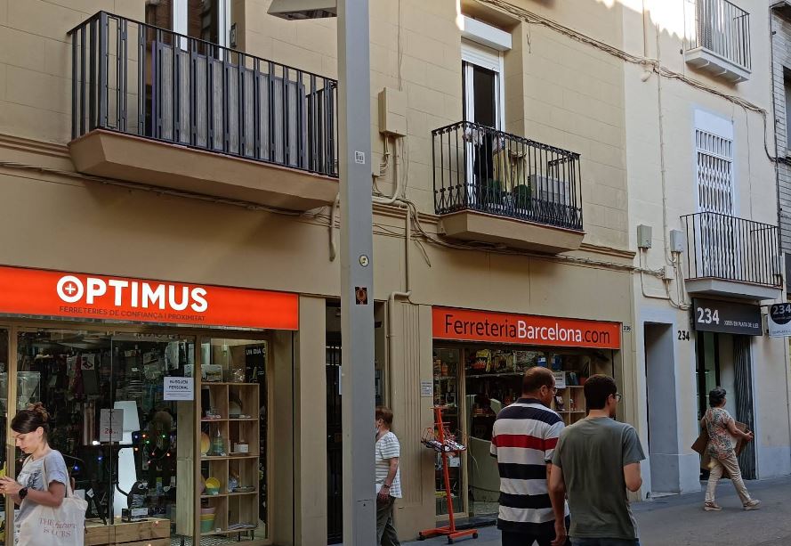 Ferretería física en Barcelona